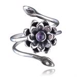 Water Lily sterling s�lv fingerring med amethyst af Izabel Camille